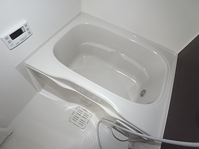 クロシェットⅠの浴室