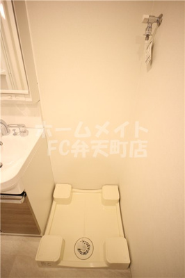 【その他】 | ファーストフィオーレ九条 | 室内洗濯置き場があります