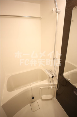 【浴室】 | ファーストフィオーレ九条 | きれいなお風呂です