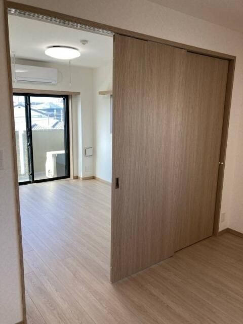 ルーブル都立家政六番館の居間・リビング