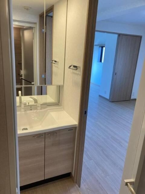 ルーブル都立家政六番館の洗面所