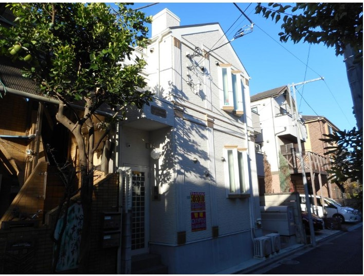 フェリスソフィアのエントランス|☆敷金ゼロ♪礼金ゼロ♪初期安なデザイナーズアパートです♪☆