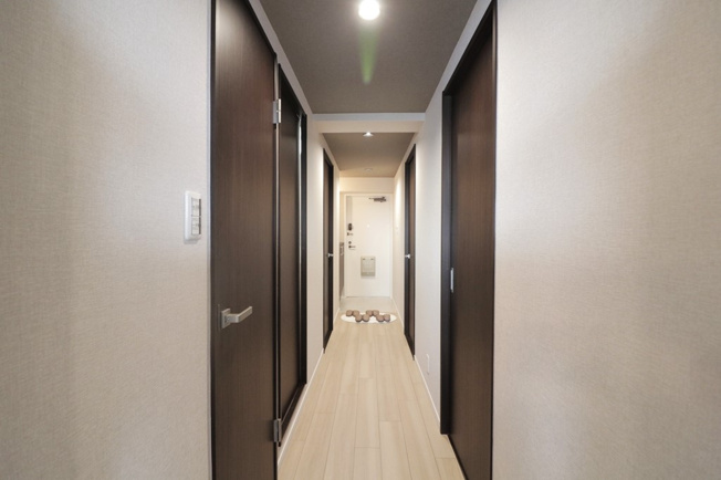 【内装】 | ライオンズマンション城東緑橋 | 【廊下】