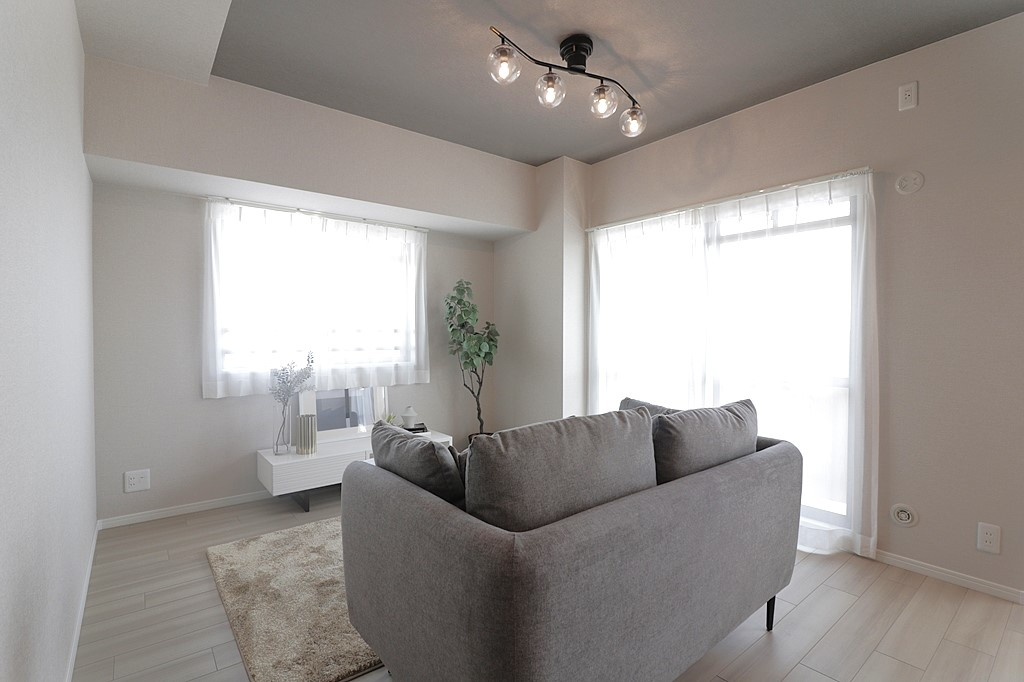 【居間・リビング】の画像