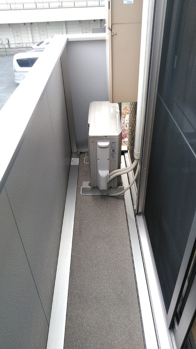 Kコート前原のバルコニー