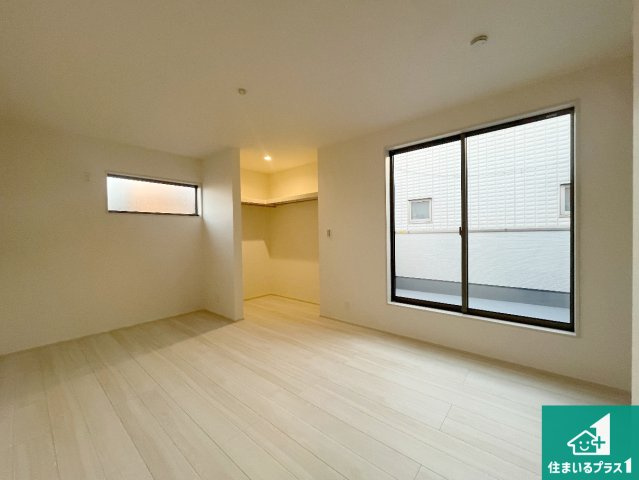 加古川市加古川町北在家　第4期　新築一戸建ての洋室|収納スペースが充実しているので子供の成長に合わせてたくさん収納ができます！家族構成に合わせた様々な活用ができる収納！