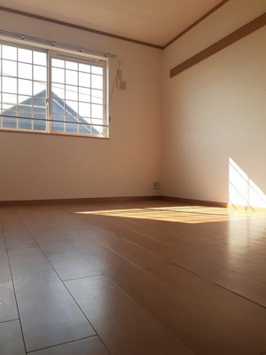 【洋室】 | アースブラウンＫ・ＴⅢ