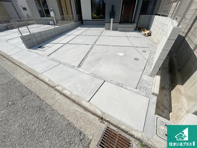 29(土)30(日)現地見学可能！◆岸和田市並松町　全2邸の駐車場|駐車スペース！散水栓があるので、こまめに愛車を洗えます！