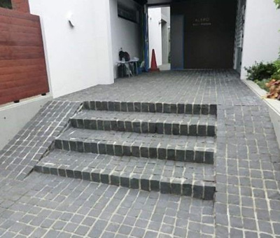 【エントランス】 | アレーロ西早稲田 | 清潔なエントランスです