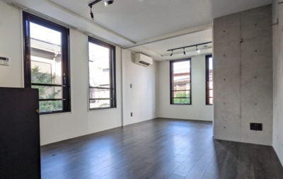 【内装】 | アレーロ西早稲田 | 明るい色調の室内です