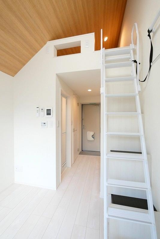 ハーモニーテラス大井Ⅱの居間・リビング