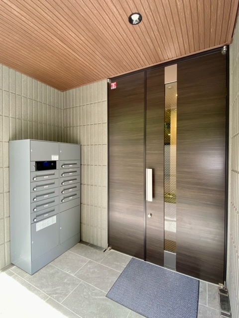 シュヴァルブランのエントランス|★エントランス★