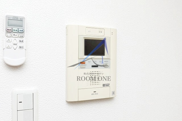 スカイコート大森第5の設備|モニター付きインターホンです。