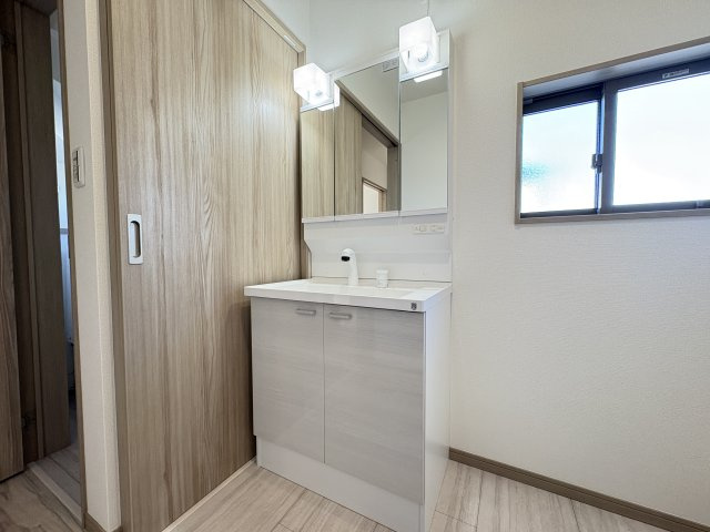 【独立洗面台】 | 本庄市本庄第９期　ワイウッドコート　新築戸建　　全３棟　1号棟