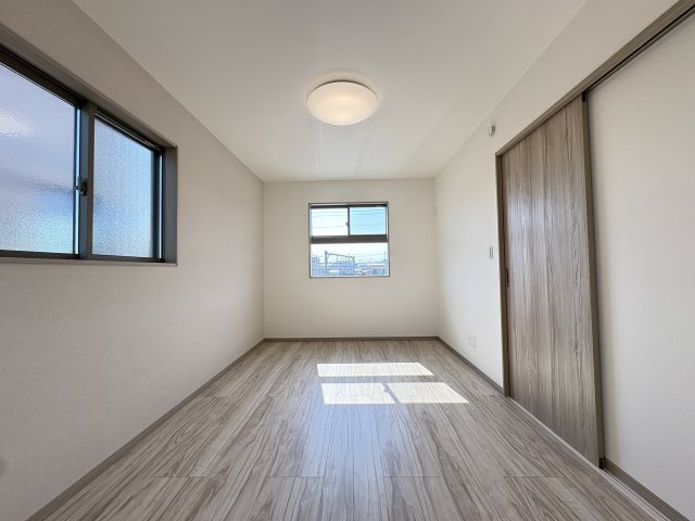 【寝室】 | 本庄市本庄第９期　ワイウッドコート　新築戸建　　全３棟　1号棟