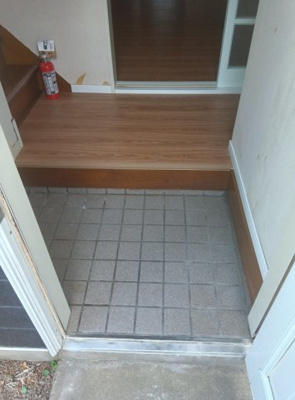 【玄関】 | ファミリー黒川