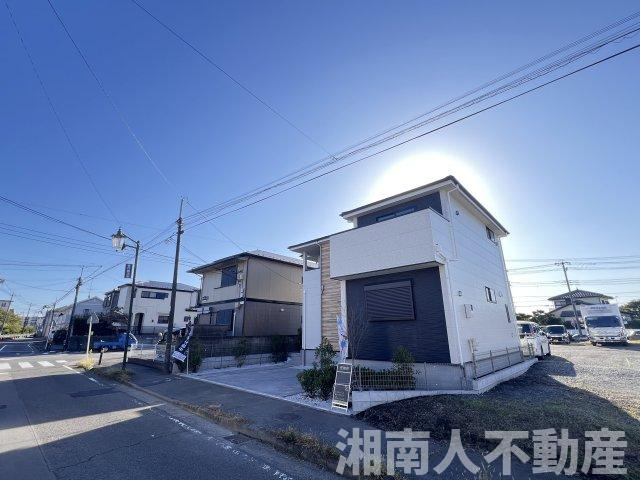 藤沢市大庭７９４７－１新築戸建ての前面道路含む現地写真|前面道路含む現地写真です