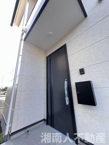 藤沢市大庭７９４７－１新築戸建ての玄関|玄関です