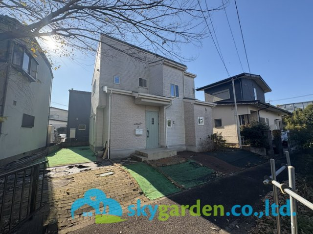 鎌倉市関谷　中古戸建の前面道路含む現地写真