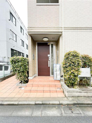 【エントランス】 | グランシャリオ