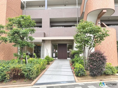 【エントランス】 | Ｍ’ＰＬＡＺＡ堺東 | 【令和７年１１月リフォーム完了予定】綺麗なお家ですぐに新生活をスタート出来ますね♪資料請求だけでもお気軽にお問い合わせください！