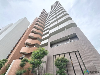 【外観】 | Ｍ’ＰＬＡＺＡ堺東 | システムキッチン新調！食器洗浄機付きですよ♪３口コンロの使いやすいシステムキッチンで毎日のお料理も気持ち良くできますね！