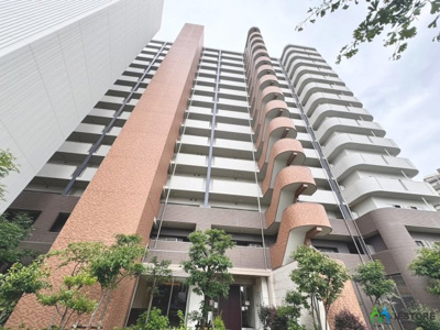 【外観】 | Ｍ’ＰＬＡＺＡ堺東 | 【ユニットバス新調】浴室乾燥機も付いているので、雨の日の洗濯物も安心ですね♪浴室に窓が付いているので、換気ができて湿気やカビ防止になりますよ！