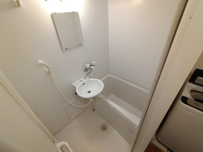 【浴室】 | レオパレス大倉山エクレール