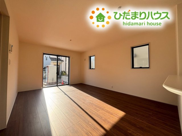 鴻巣市東第4　新築戸建　リーブル03の居間・リビング|LDK：16帖