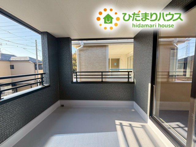 鴻巣市東第4　新築戸建　リーブル03のバルコニー