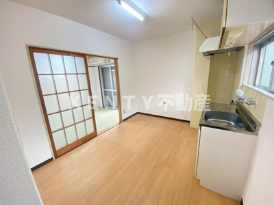 【居間・リビング】 | コープ長谷川 | おしゃれな居間です