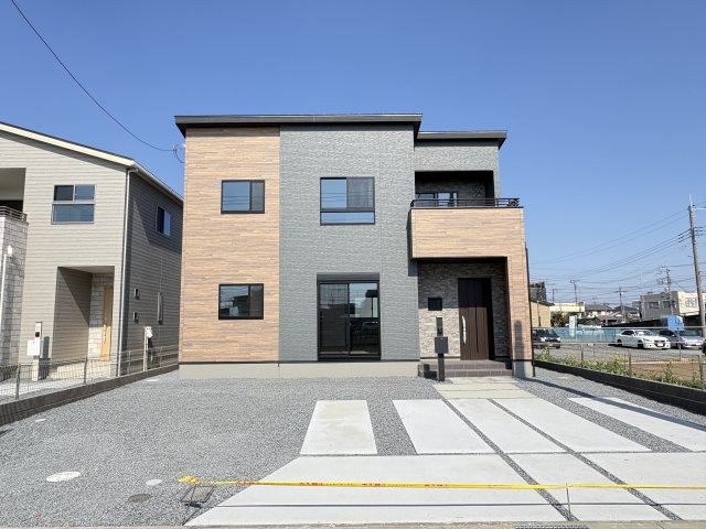 【外観】 | 本庄市本庄第９期　ワイウッドコート　新築戸建　　全３棟　2号棟