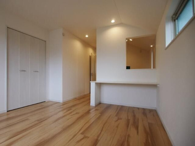 【寝室】 | レフィナード小竹