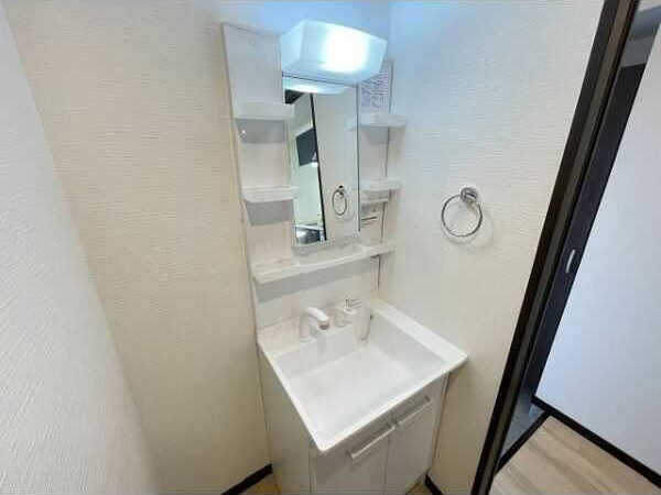 ALVIO新田　　刈谷市近郊の賃貸はクラスホームの洗面所|同物件の別部屋になります。