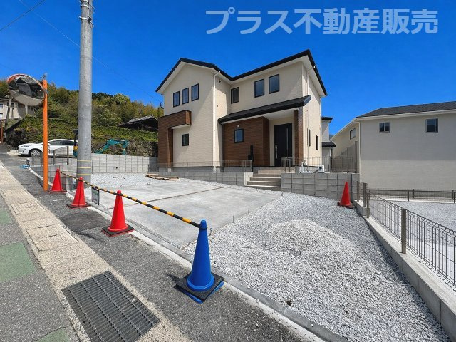 【外観】 | 糟屋郡宇美町障子岳3丁目1期　2号棟（全4棟）【仲介手数料無料・0円】 | 完成しました。物件内部もご見学頂けます。プラス不動産販売にお任せ下さい。