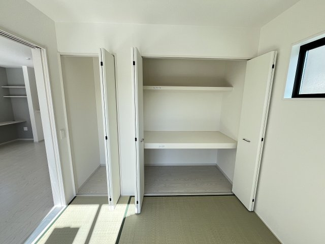 【収納】 | 糟屋郡宇美町障子岳3丁目1期　2号棟（全4棟）【仲介手数料無料・0円】 | 施工例。施工例は完成時と異なる場合があります。