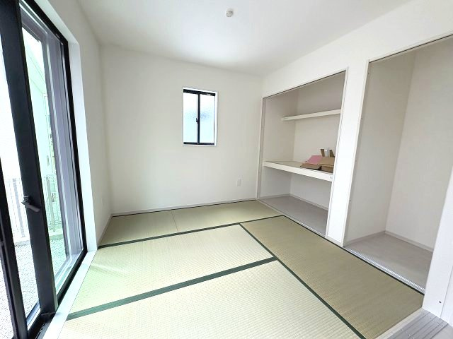 【和室】 | 糟屋郡宇美町障子岳3丁目1期　2号棟（全4棟）【仲介手数料無料・0円】 | 現地写真。