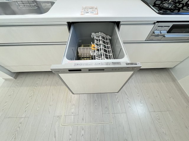 【キッチン】 | 糟屋郡宇美町障子岳3丁目1期　2号棟（全4棟）【仲介手数料無料・0円】 | 施工例。施工例は完成時と異なる場合があります。