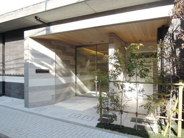 オーキッドレジデンス浜田山のエントランス|■宅配ＢＯＸ■集合ポスト