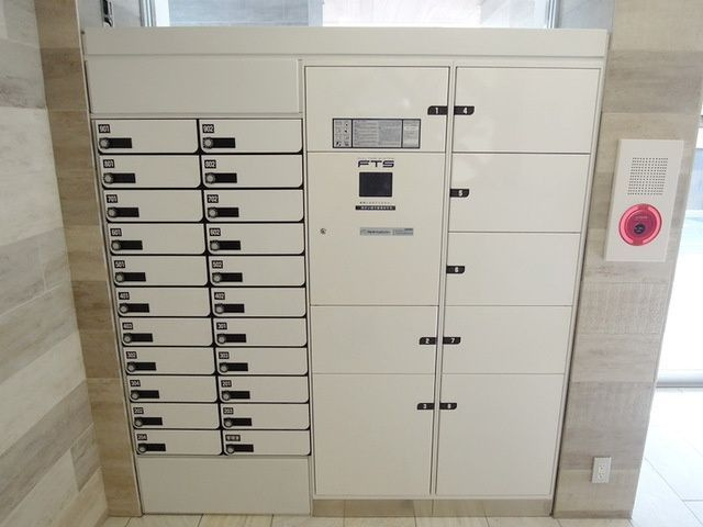 オーキッドレジデンス浜田山のロビー|■オートロック■防犯カメラ