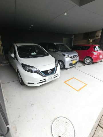 Fortitudo四街道の駐車場