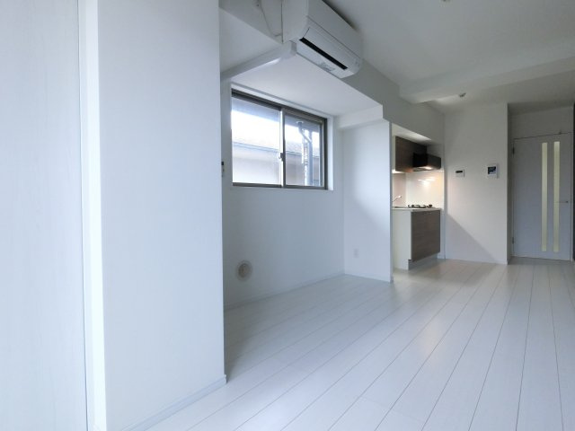 Fortitudo四街道の居間・リビング