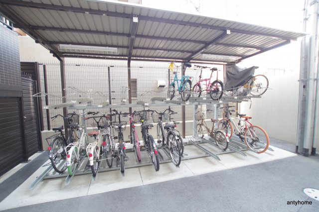 ランドセントラル梅田　仲介手数料無料の駐車場