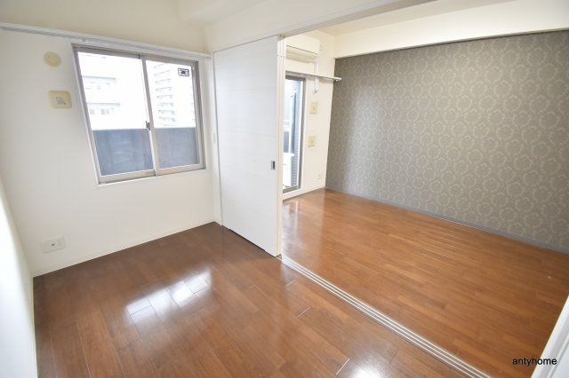 ランドセントラル梅田　仲介手数料無料の寝室