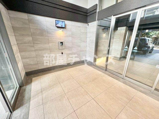 エスリード大須プレシアのエントランス