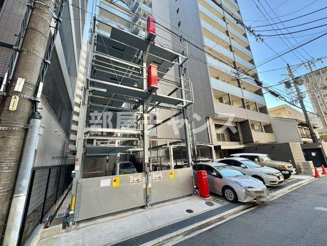 エスリード大須プレシアの駐車場