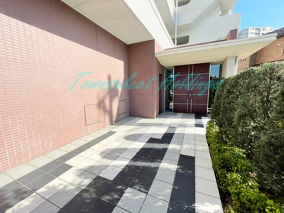 【エントランス】 | ノース ストリート湘南C-X | 綺麗なエントランス♪