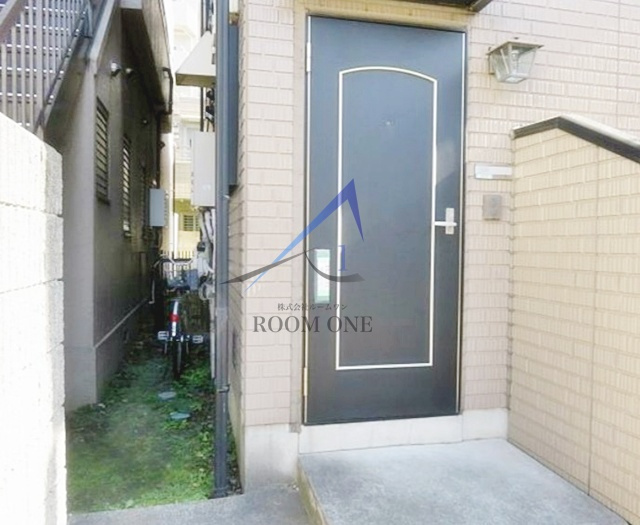 ローブルＵのエントランス|エントランスです。