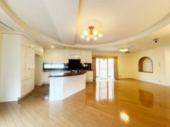 ファミリアワダの画像