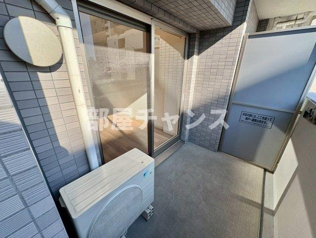 プレサンスジェネ鶴舞のバルコニー